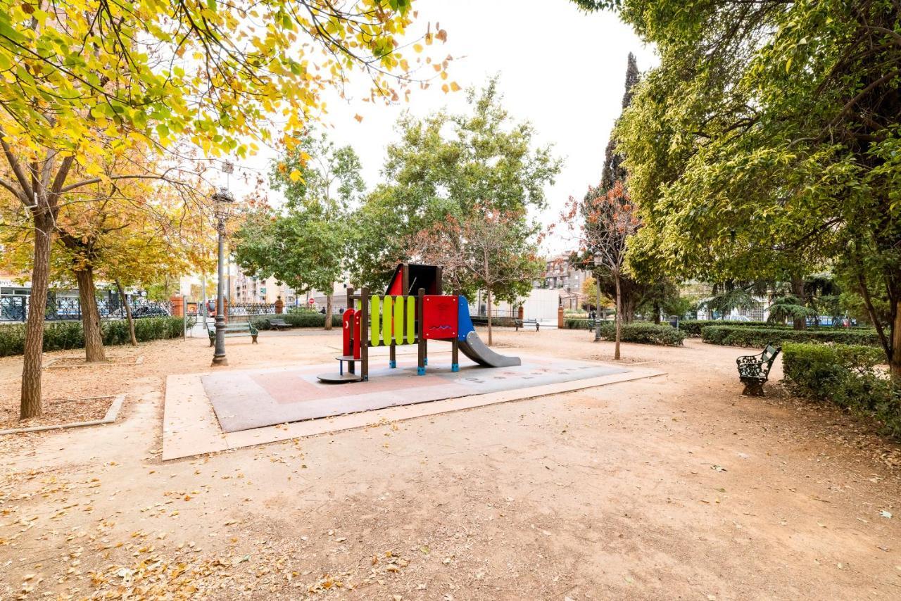 Piso Junto A Parque De Las Ciencias En Granada Exterior foto
